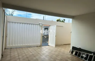Casa disponível para locação no bairro jardim patricia em uberlândia-mg