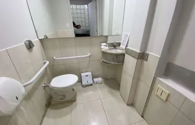 Casa comercial disponível para locação  no bairro centro em uberlândia-mg