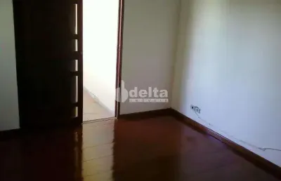 Casa residencial  disponível para venda e locação no bairro santa mônica em uberlândia-mg