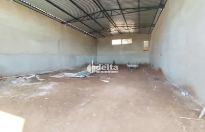 Galpão disponível para locação no bairro dona zulmira em uberlândia-mg