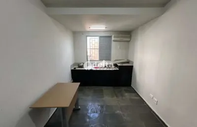 Sala comercial disponível para locação no bairro cazeca em uberlândia-mg