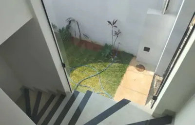 Casa à venda com 3 quartos, suíte com closet e área gourmet