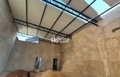 Galpão disponível para locação no bairro centro em uberlândia-mg