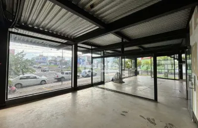 Prédio comercial disponível para locação no bairro jardim botânico em uberlândia-mg