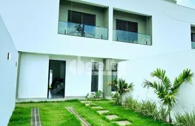 Casa residencial disponível para locação e venda no bairro shopping park em uberlândia-mg