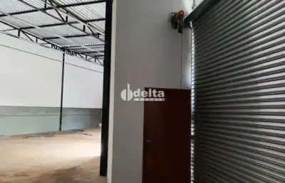 Galpão disponível para locação no bairro jardim europa em uberlândia-mg