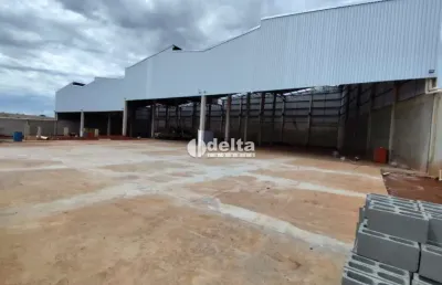 Galpão disponível para locação no bairro distrito industrial em uberlândia-mg