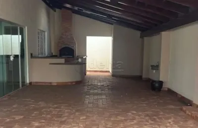 Casa disponível para locação no bairro karaiba em uberlândia-mg