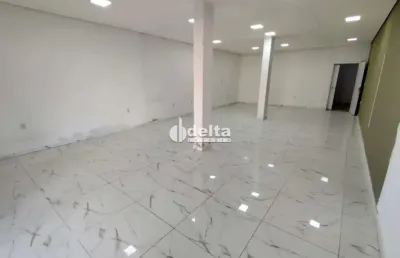 Loja disponível para locação no bairro granada em uberlândia-mg