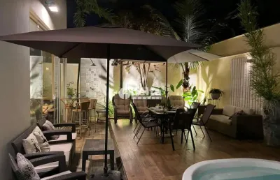 Casa em condomínio disponível para locação no bairro nova uberlândia-mg