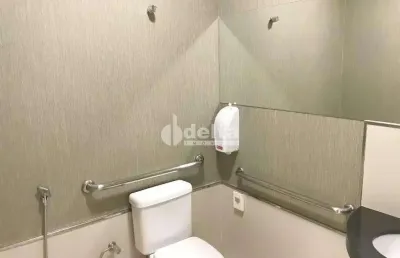 Sala disponível para locação no bairro morada da colina em uberlândia-mg
