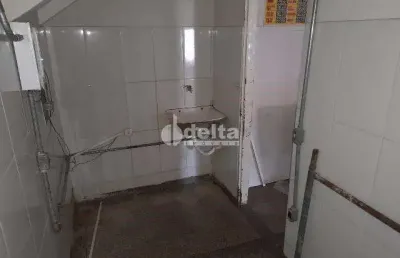 Loja disponível para locação no bairro maravilha em uberlândia - mg.