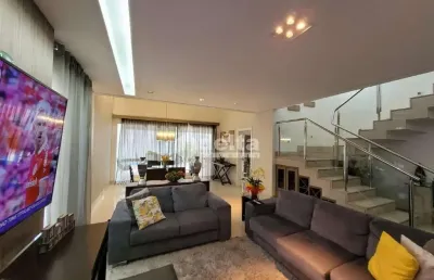 Casa em condomínio fechado com 3 quartos para alugar no Nova Uberlândia, Uberlândia 