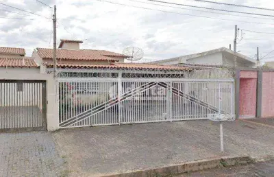 Casa residencial disponível para locação no bairro cidade jardim em uberlândia-mg