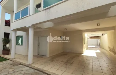 Casa residencial disponível para locação no bairro jardim karaíba em uberlândia-mg