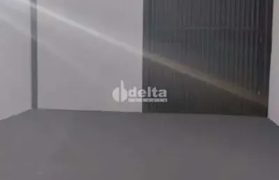 Galpão comercial disponível para locação no bairro osvaldo rezende em uberlândia - mg
