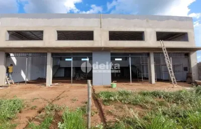 Loja disponível para locação no bairro jardim canaã em uberlândia-mg.