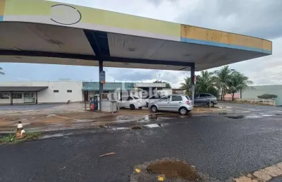 Loja disponível para locação no bairro daniel fonseca em uberlândia-mg.