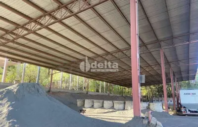 Galpão disponível para locação no bairro distrito industrial em uberlândia-mg
