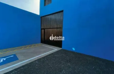 Galpão disponível para locação no bairro daniel fonseca em uberlândia-mg