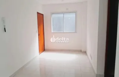 Apartamento disponível para locação no bairro segismundo pereira em uberlândia-mg