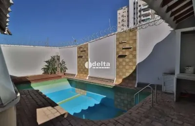 Casa residencial disponível para locação e venda no bairro tabajaras em uberlândia-mg