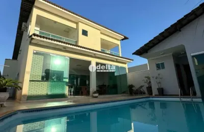 Casa em condomínio disponível para locação no bairro laranjeiras em uberlândia-mg