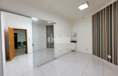 Sala disponível para locação no bairro centro em uberlândia-mg