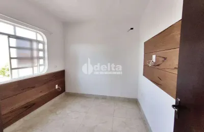 Apartamento disponível para locação no bairro nossa senhora aparecida em uberlândia - mg