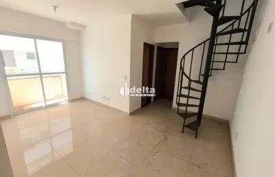 Cobertura disponível para locação no bairro santa mônica em uberlândia-mg
