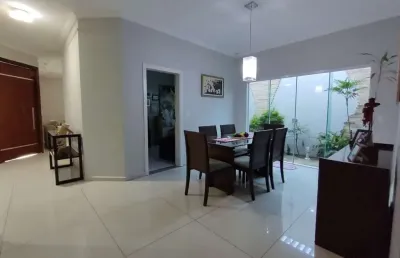 Casa residencial disponível para locação no bairro santa mônica em uberlândia-mg.
