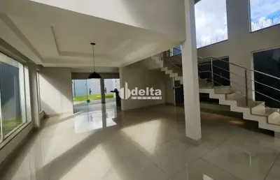 Casa residencial disponível para locação  no bairro tubalina em uberlândia-mg.