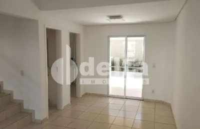 Casa residencial em condomínio disponível para locação no bairro morada da colina em uberlândia-mg.