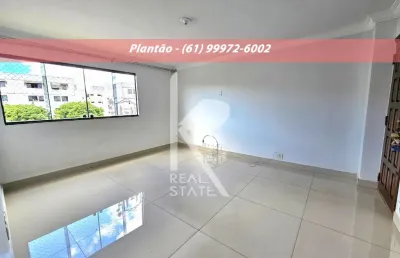 Shces quadra 403 apartamento no 3º andar / 99972-6002