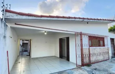 Casa com 3 quartos à venda na Rua Professor Jofre Borges Albuquerque, 42, João Agripino, João Pessoa