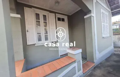 Casa com 5 quartos na praça catulo em petrópolis - rj
