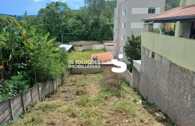 Lote à venda – 300 m², murado, pronto para construir