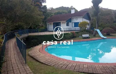 Encantadora propriedade na fazenda inglesa – petrópolis/rj