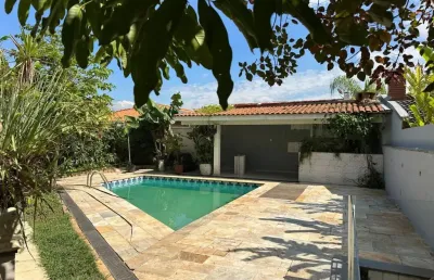 Casa no residencial 6 alphaville, ideal para retrofit, 4 quartos, suíte com closet, piscina, sauna e área gourmet.