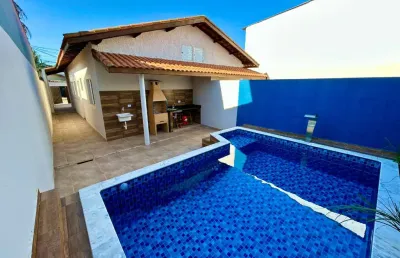 Casa nova com piscina e 2 dormitórios a venda na praia de itanhaém