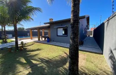 Casa para venda, itanhaém / sp. possui piscina e 04 dormitórios
