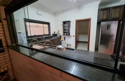 Lindo sobrado em condomínio fechado em hortolândia.