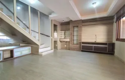 Linda casa de 3 dormitórios e 1 suite, 2 vagas, semi mobiliada na tristeza.