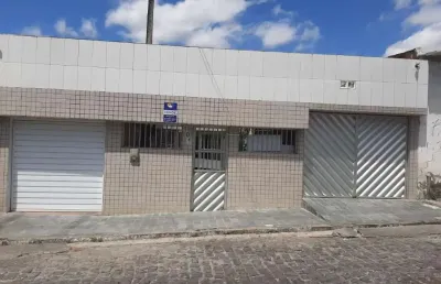 Casa para venda em caruaru, são francisco, 4 dormitórios, 2 banheiros, 1 vaga