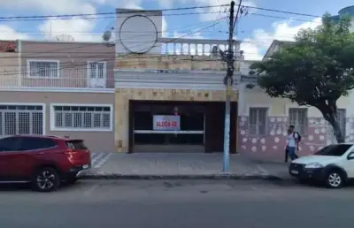 Sala comercial para alugar na Rua Cardeal Arcoverde, 38, Centro, Pesqueira