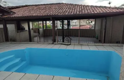 Casa com 5 quartos à venda na Rua Professor Raul Penido, 400, Brasilândia, São Gonçalo