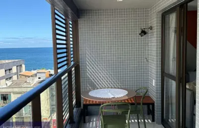 Belíssimo apartamento, nascente, decorado e mobiliado, no farol da barra