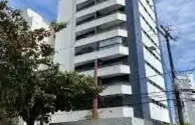 Belo apartamento com 48m² mobiliado e decorado em ondina