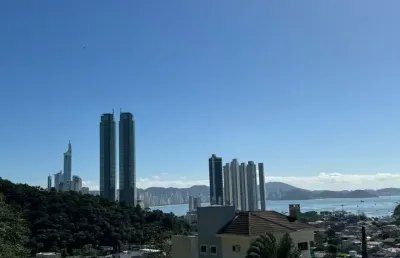 Terreno em bc.. com 480m2 vista mar,  ótima estrutura de lazer, venha conhecer e fazer proposta