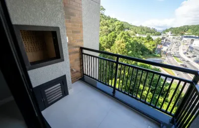 Imóvel para venda possui 63 metros quadrados com 2 quartos, 2 vagas, praia dos amores bc